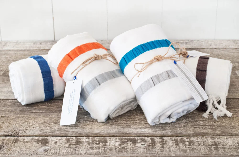 8_knots_Seersucker_Stripe_Pestemal_01.jpg