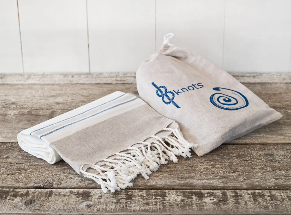 8_knots_Cotton_Pestemal_with_bag_02.jpg