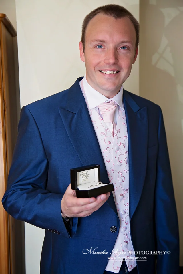Laura And Clive-13.jpg