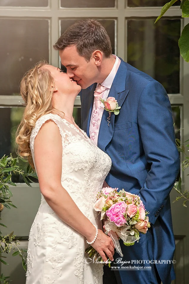 Laura And Clive-423.jpg