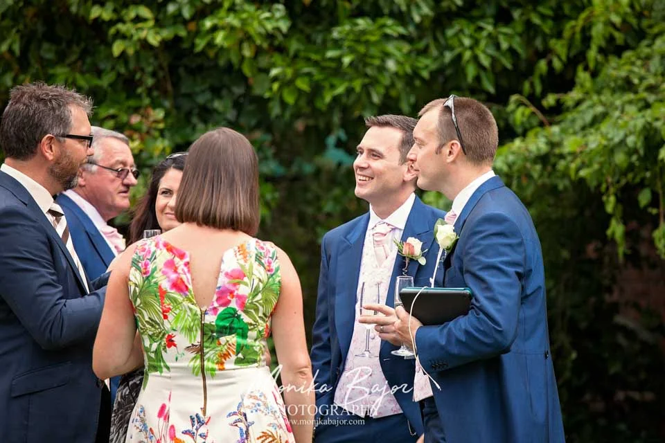 Laura And Clive-320.jpg