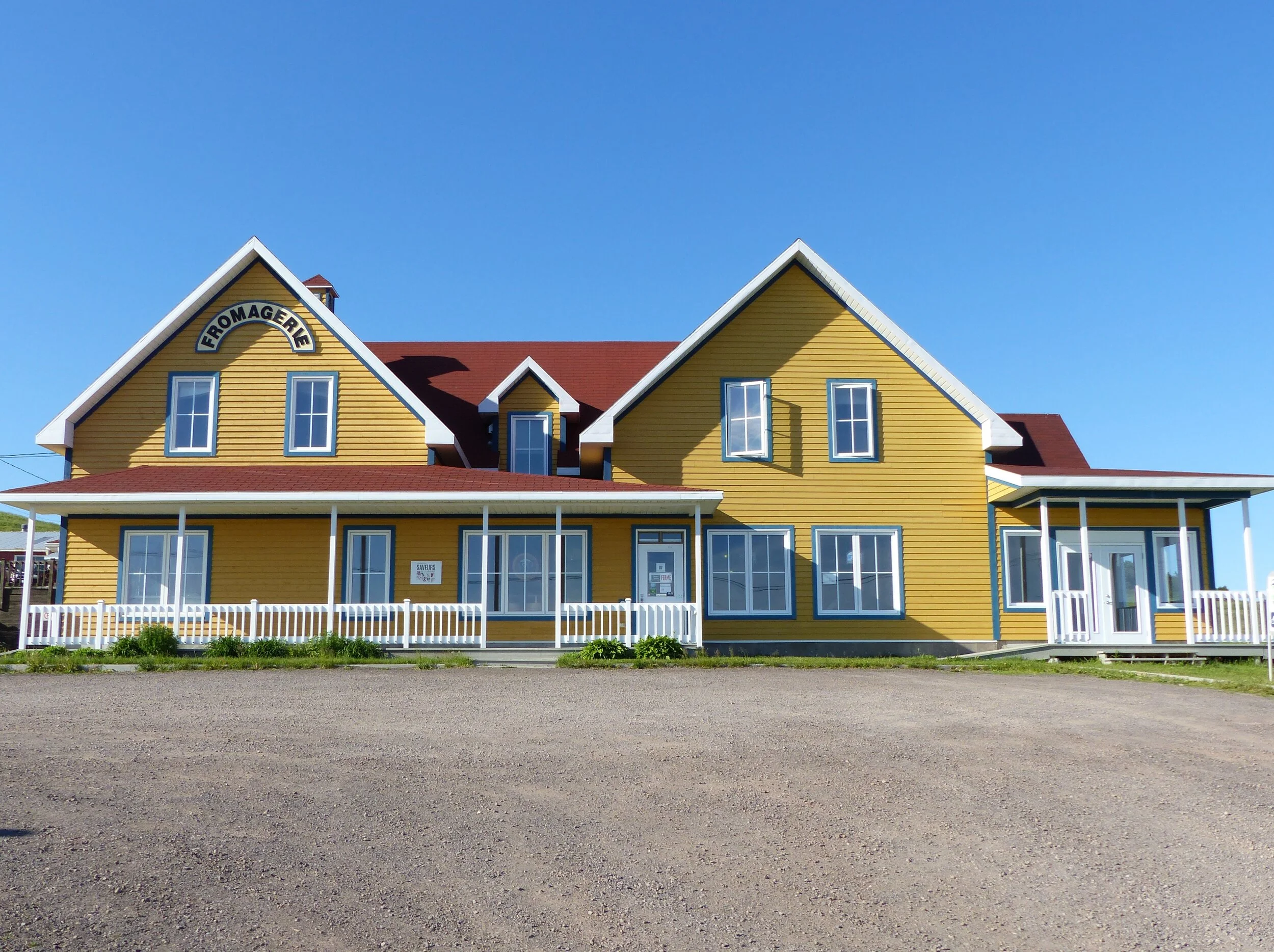 Façade fromagerie du Pied-De-Vent