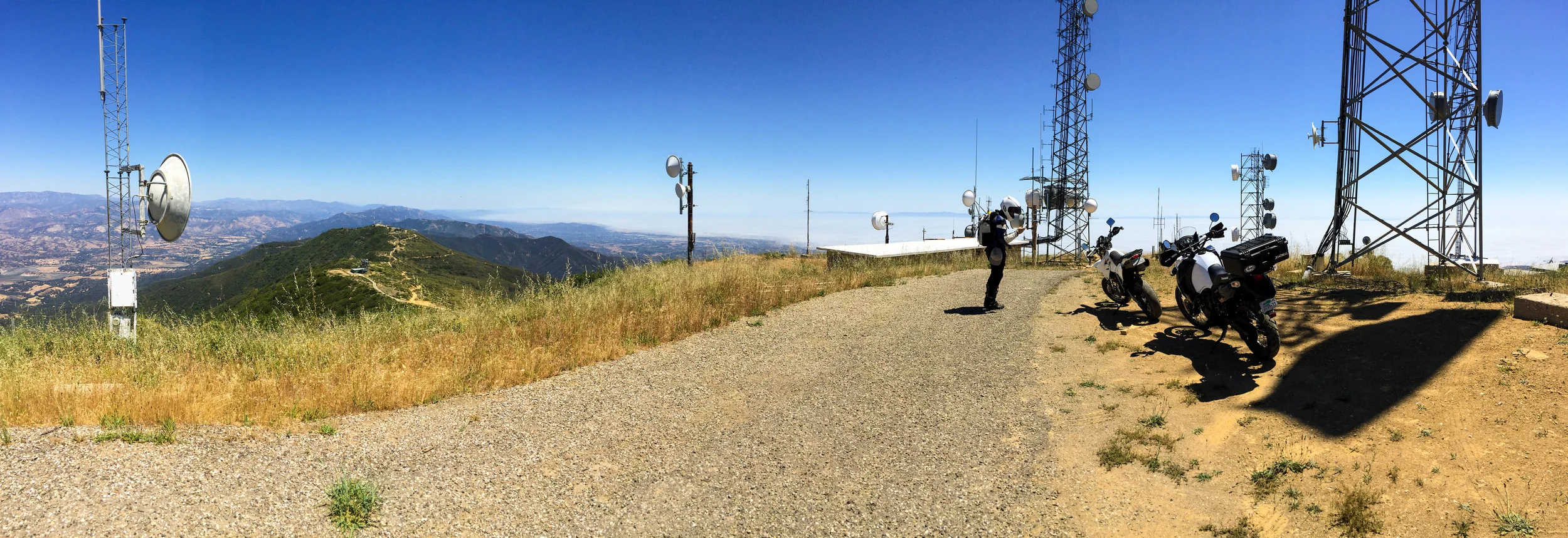 This past Saturday my roommate Philip Birschbach and I headed norhtwest out of Los Angeles for a trip to the mountains over Santa Barbara. &nbsp;