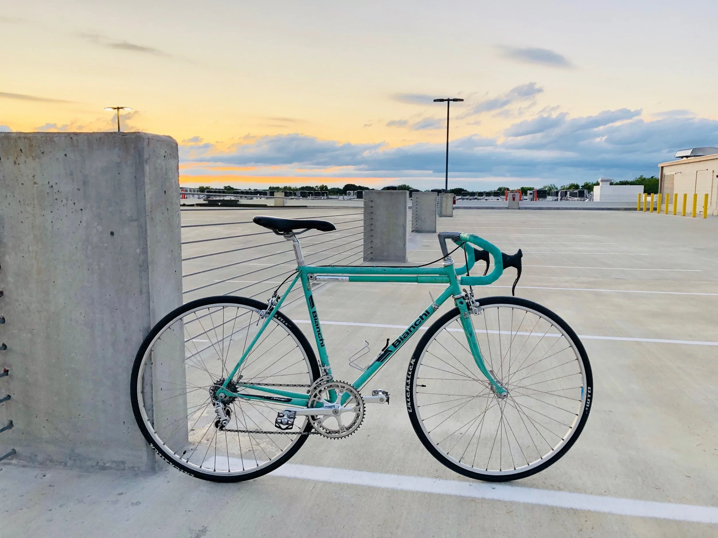 Being into road cycling I know I was never alone in the desire to own a Celeste Bianchi. In the search for a bike for my friend, Max Gensler, I came across this Bianchi Nuovo Record for sale in Bowling Kentucky.