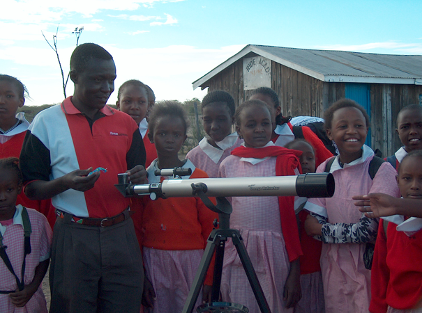  Most Kenyan schools don't have the resources to teach hands-on lessons. BEADS does its best to help teachers make lessons more compelling, memorable and fun. 