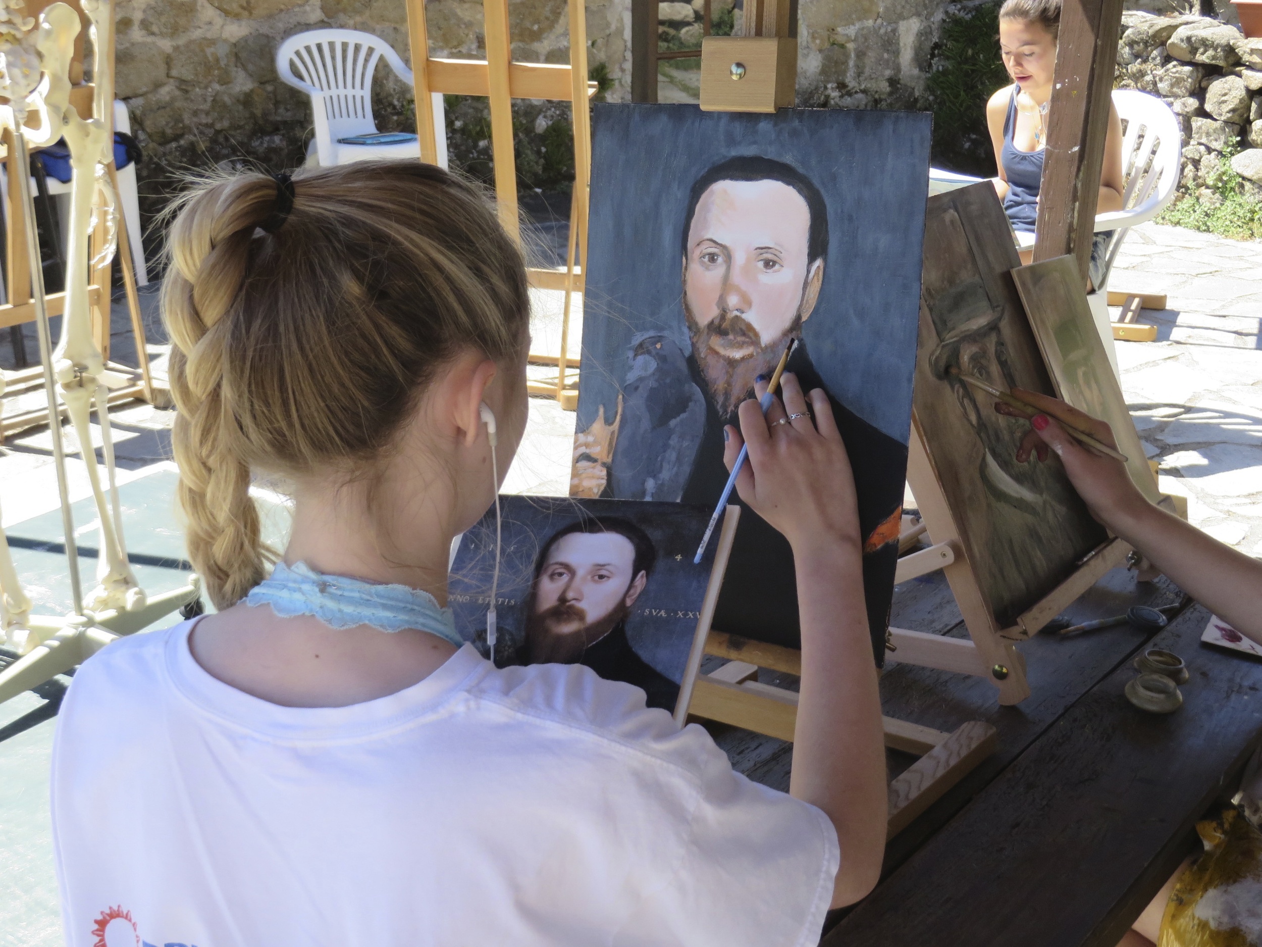 students working on studies of master works 