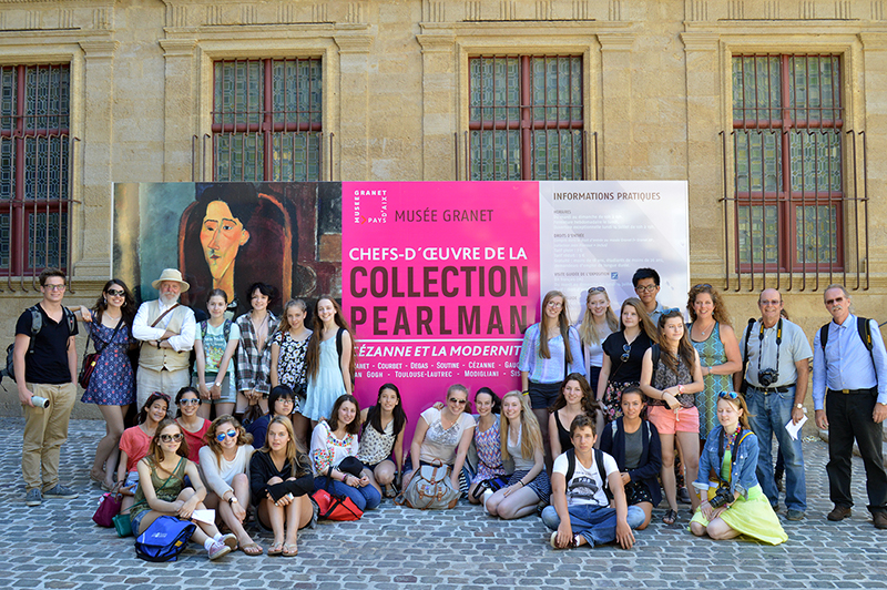  museum visit to avignon, france with les tapies art students 