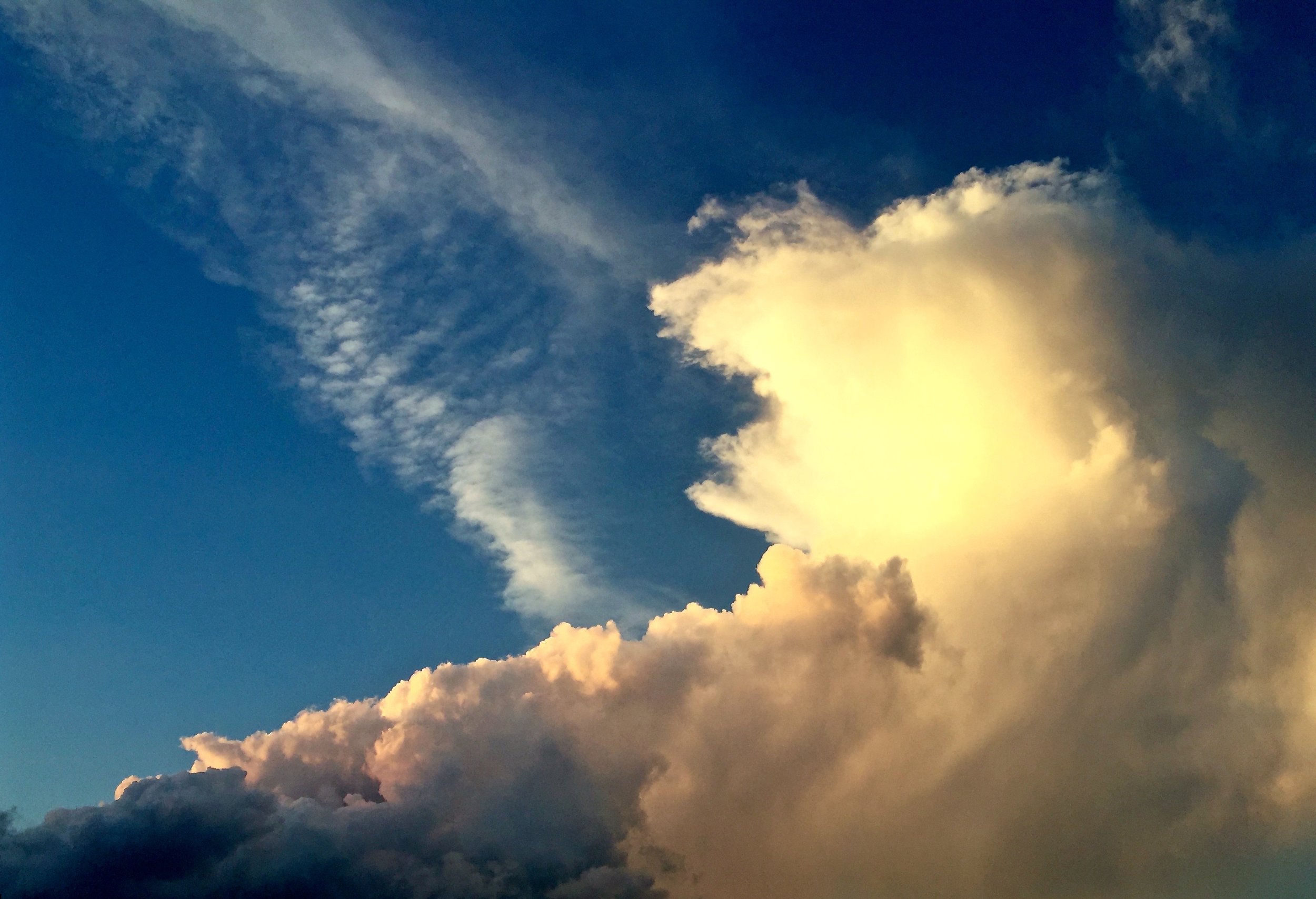  We were greeted by an awe-inspiring cloud display upon our arrival. 