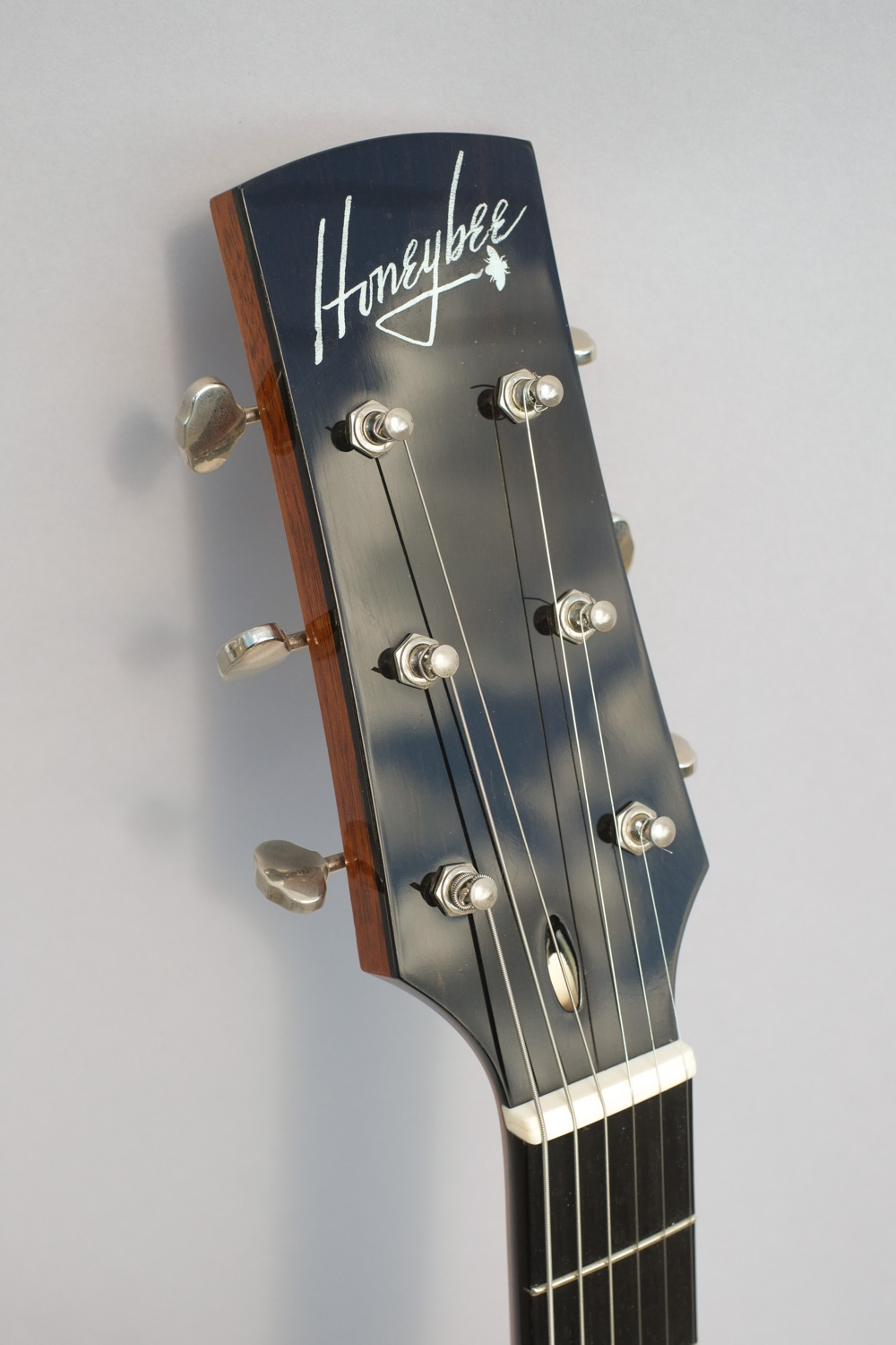 Honeybee Original Jazz Bee Guitar-11.jpg