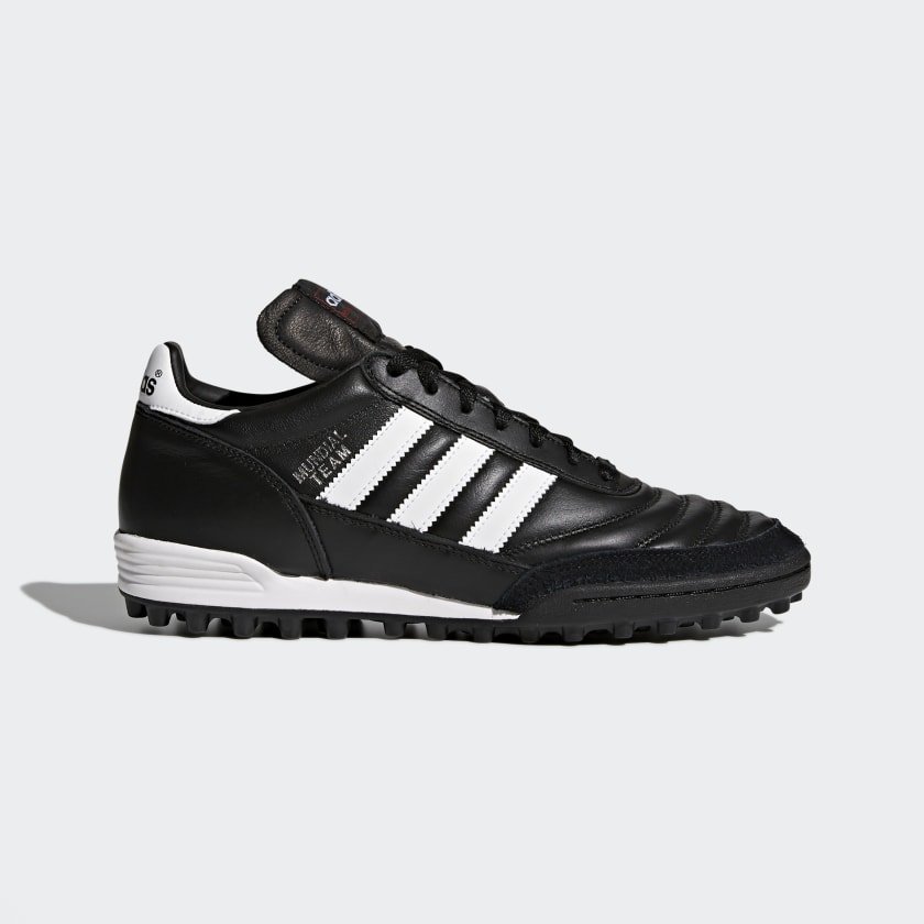 Adidas mundial team soccer shoe — Soccer and