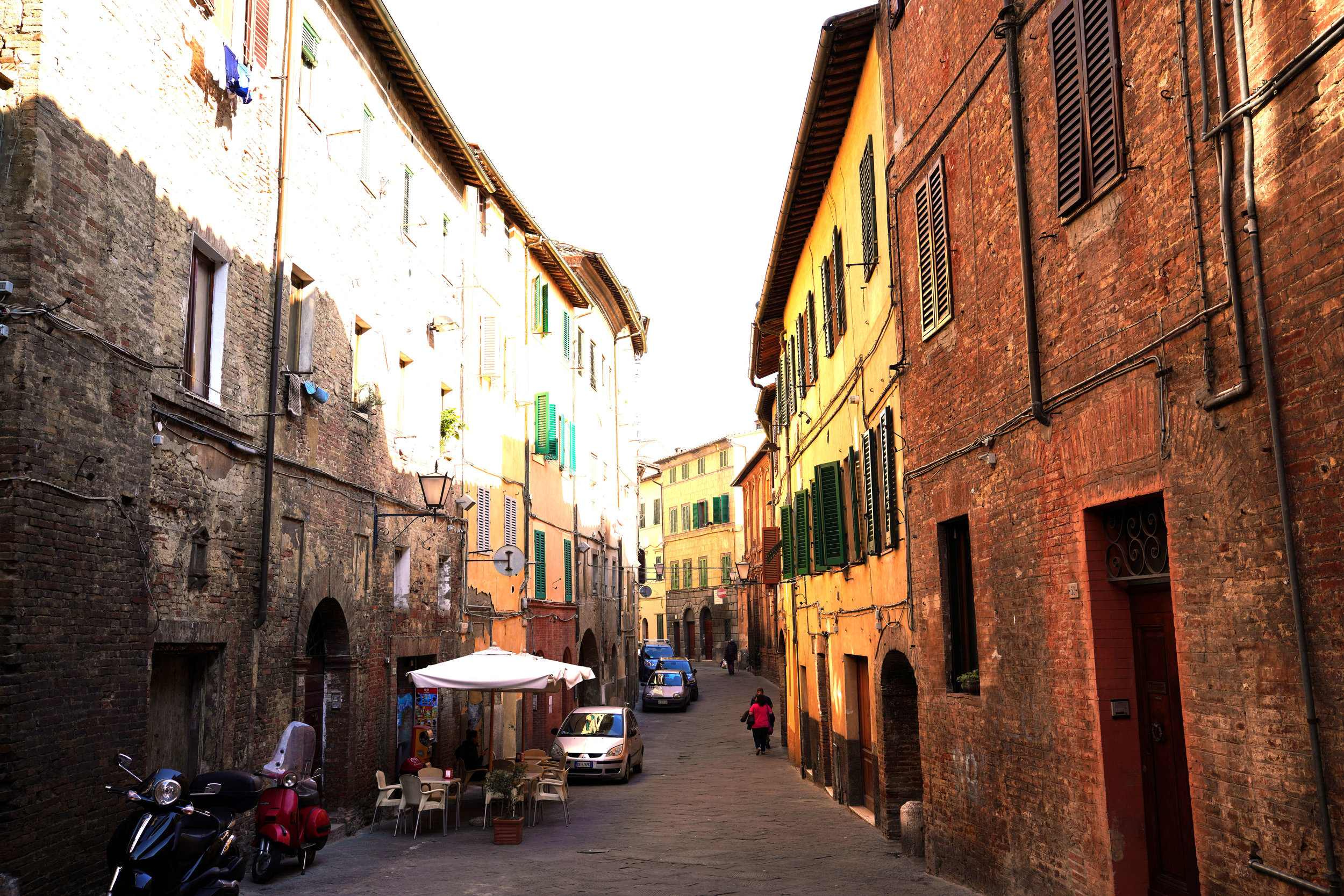  The narrow, steep streets of Siena. 