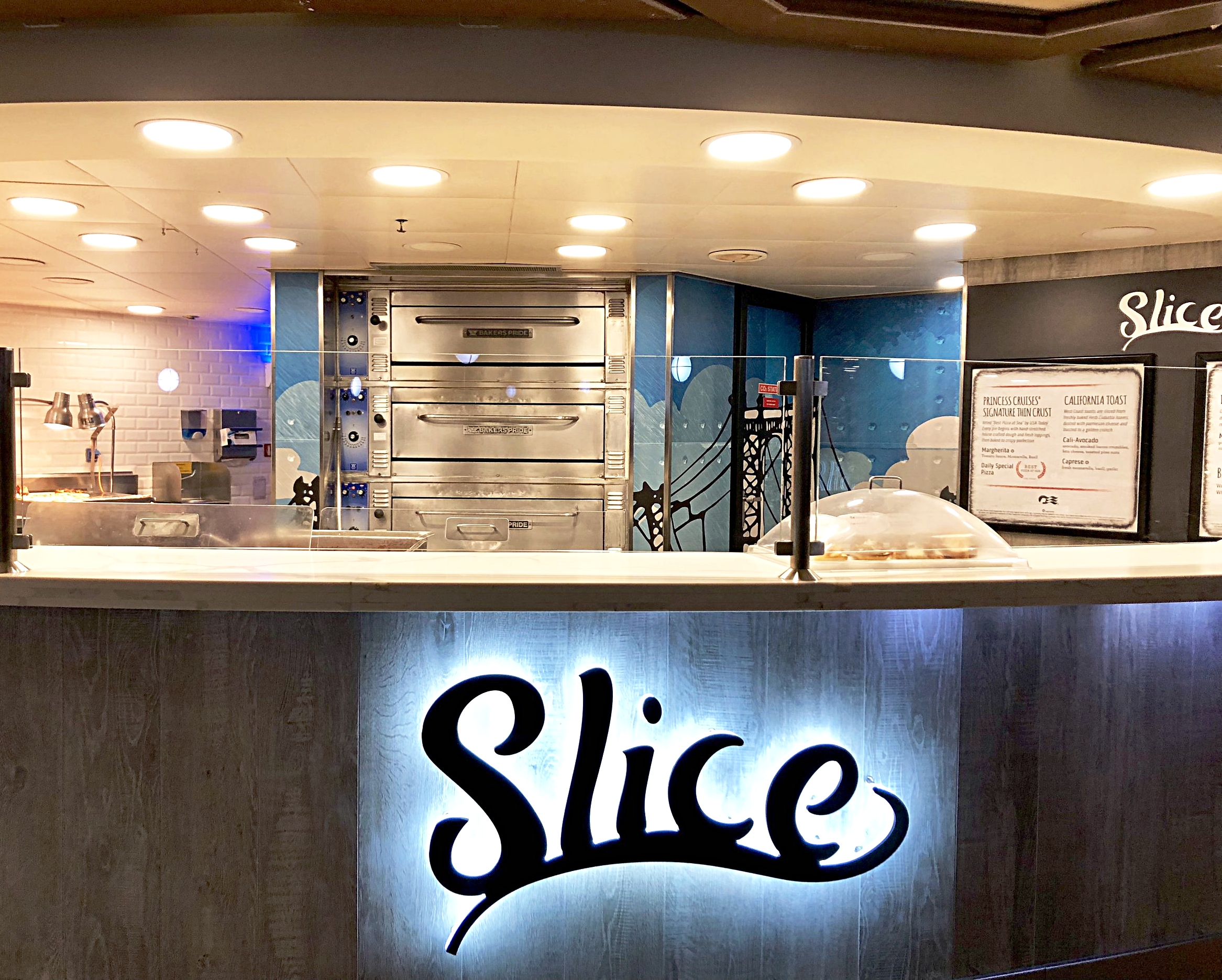  Slice, the outside pizza bar - serving delicious pizzas all day and late into the night.  
