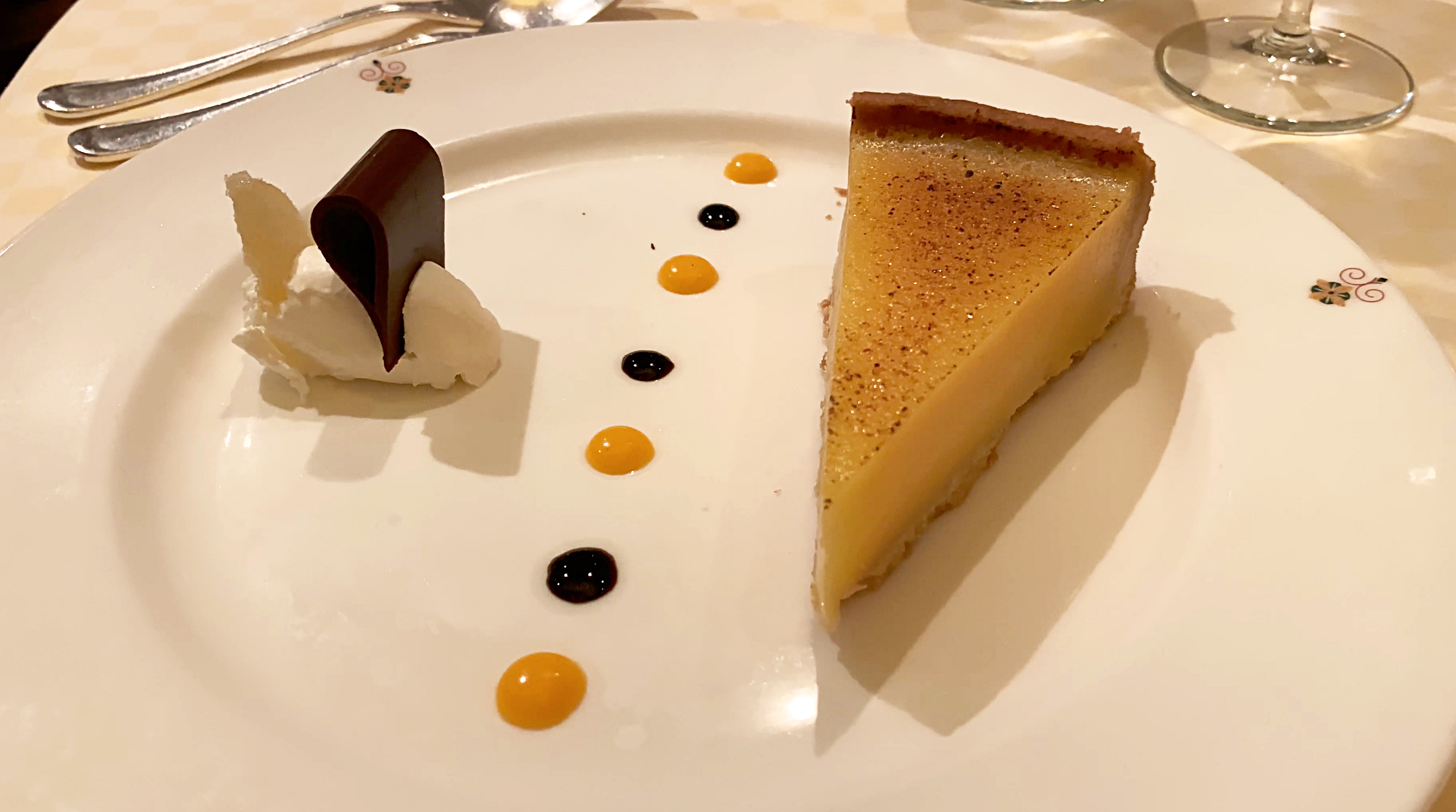 The delicious Sabatinis lemon tart.