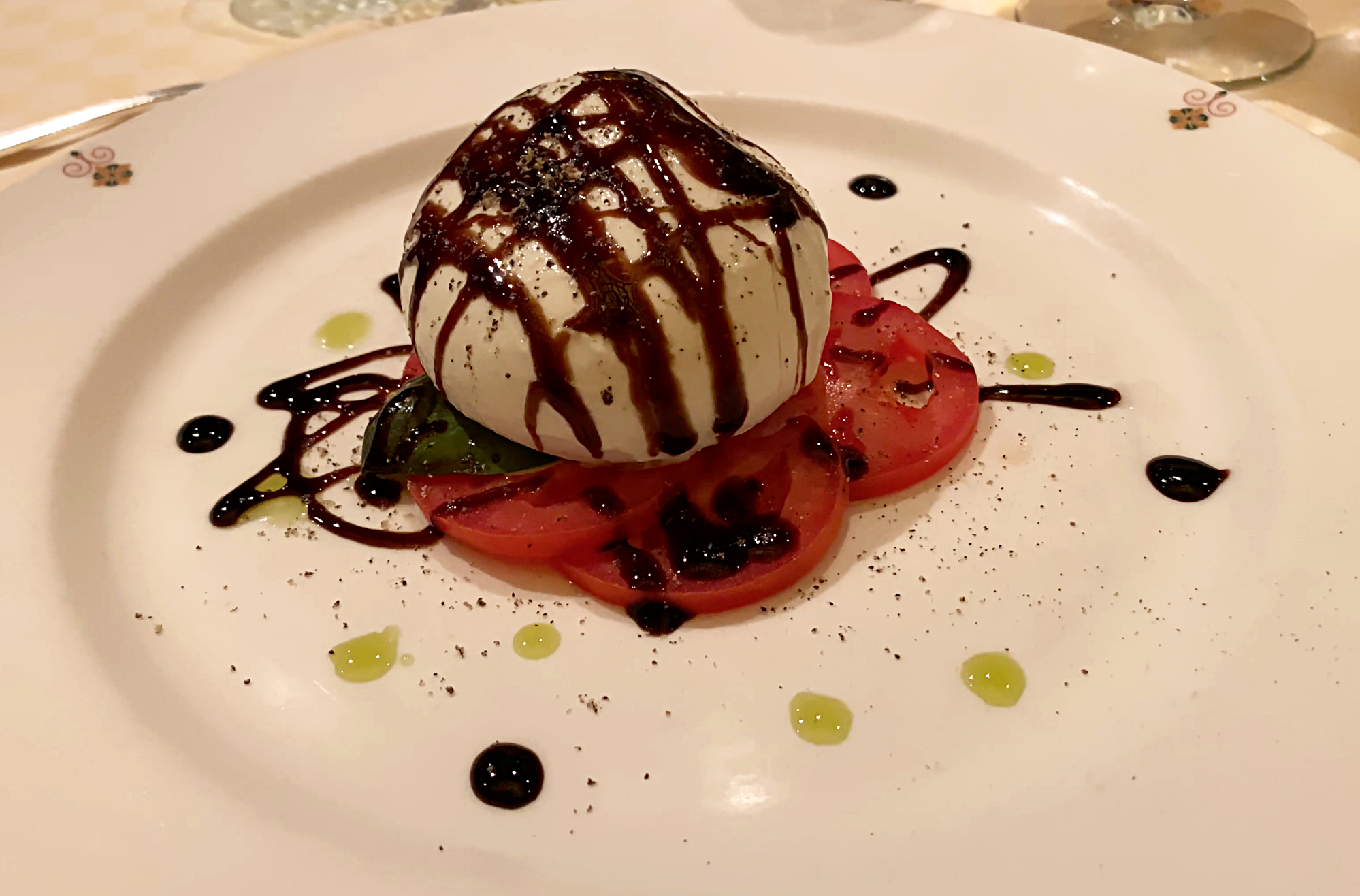 The amazing Sabatinis Burrata starter.
