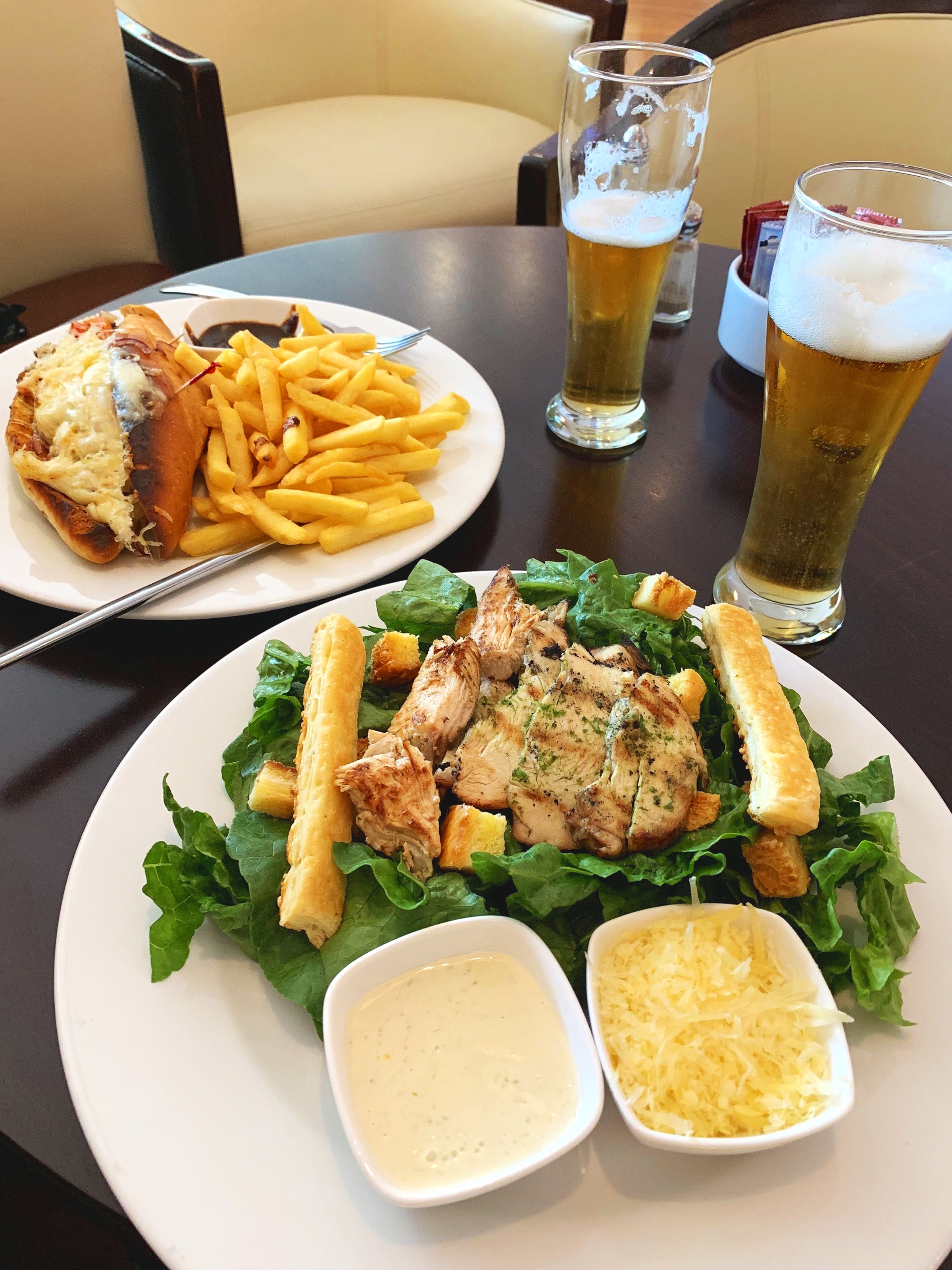 Our delicious hotel bar lunch.