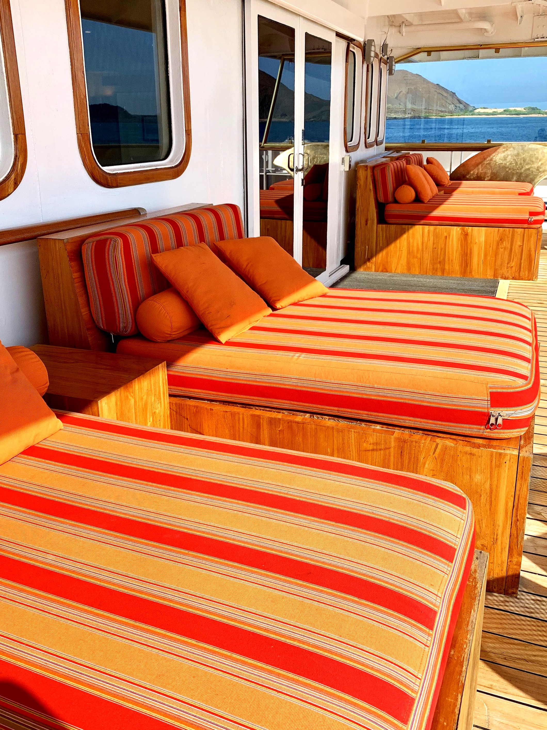 Our favourite spot on the ship, at the back of the Piano bar.