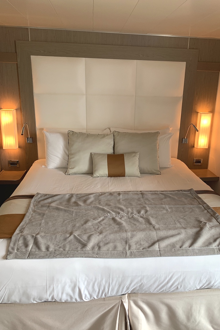  The bed in the larger suites.  