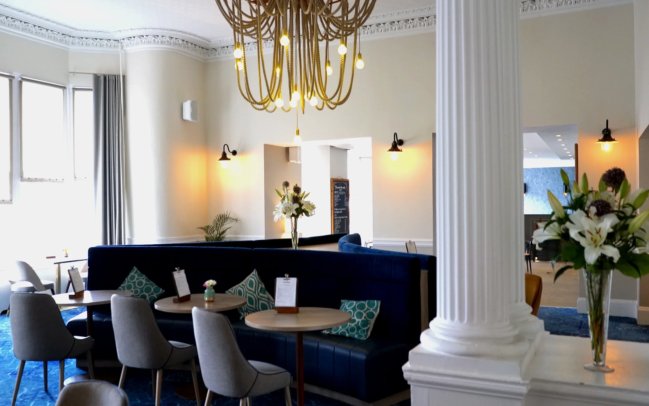 The entrance to the bar area.
