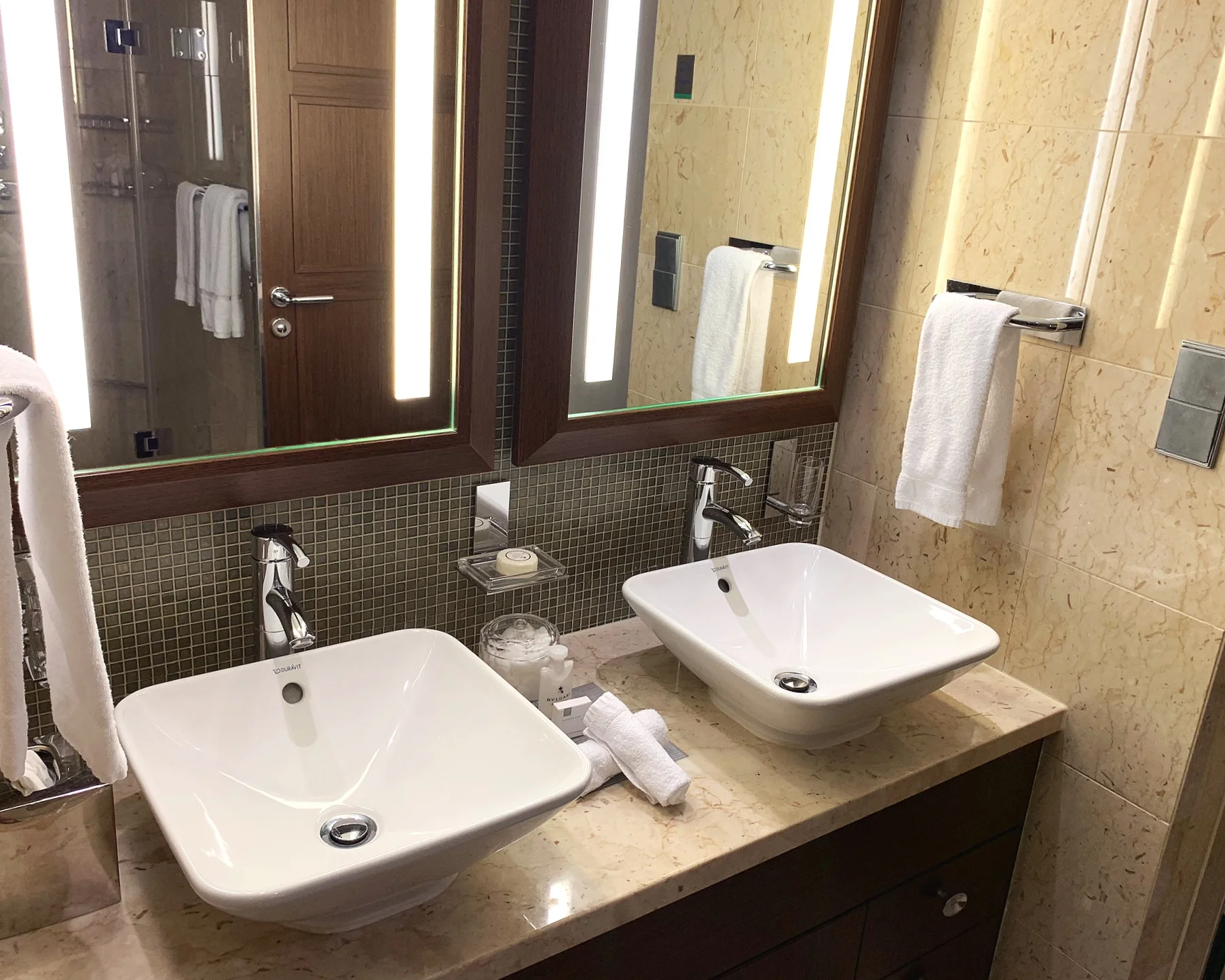 Marble topped double sink vanity unit.