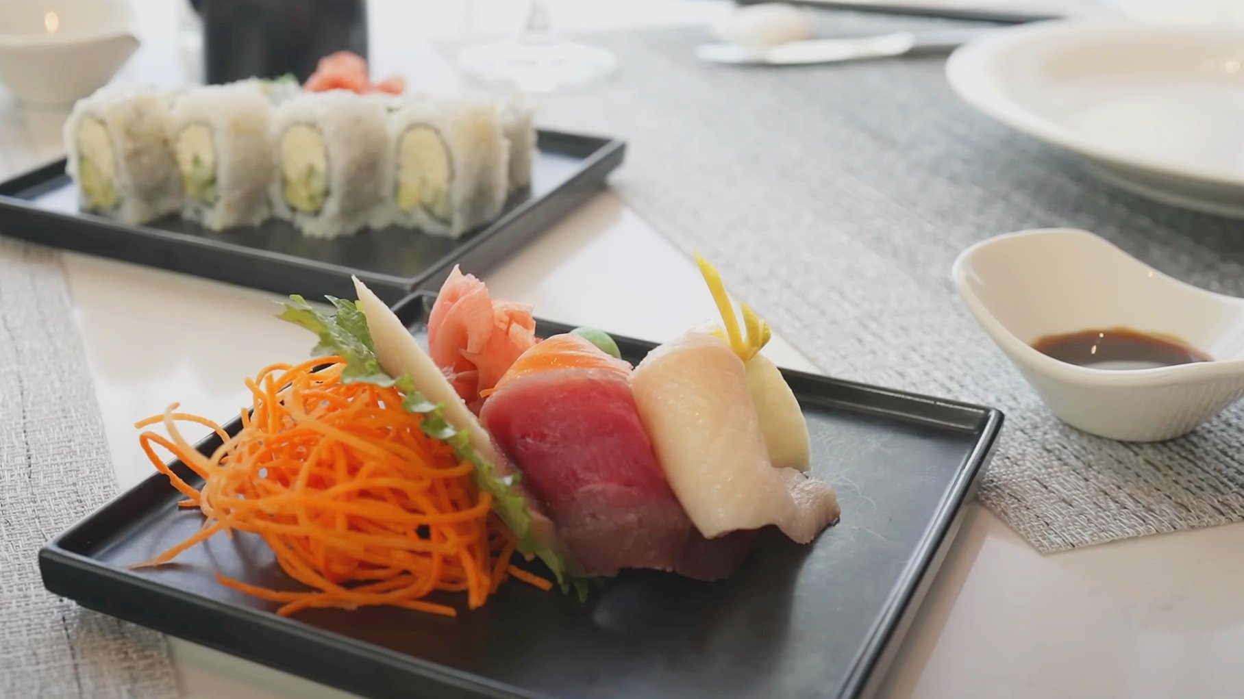  Our Californian rolls and sashimi 