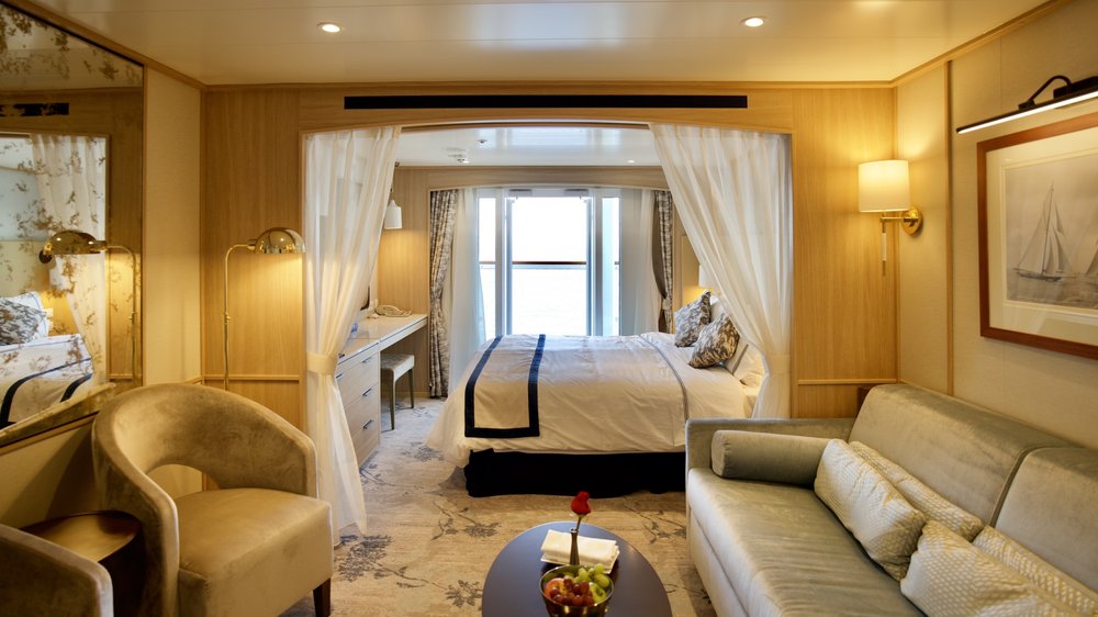 Star Class French balcony suite