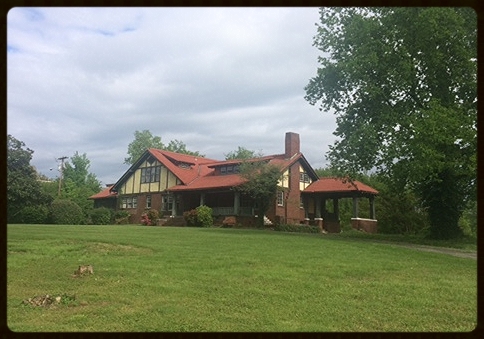 Recent photo of 3222 Kingston Pike