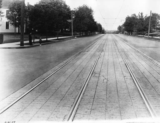 Magnolia Avenue, circa 1920. Photo Courtesy of the McClung Historical Collection
