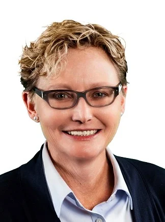 Headshot - Nicole Robinette.jpg