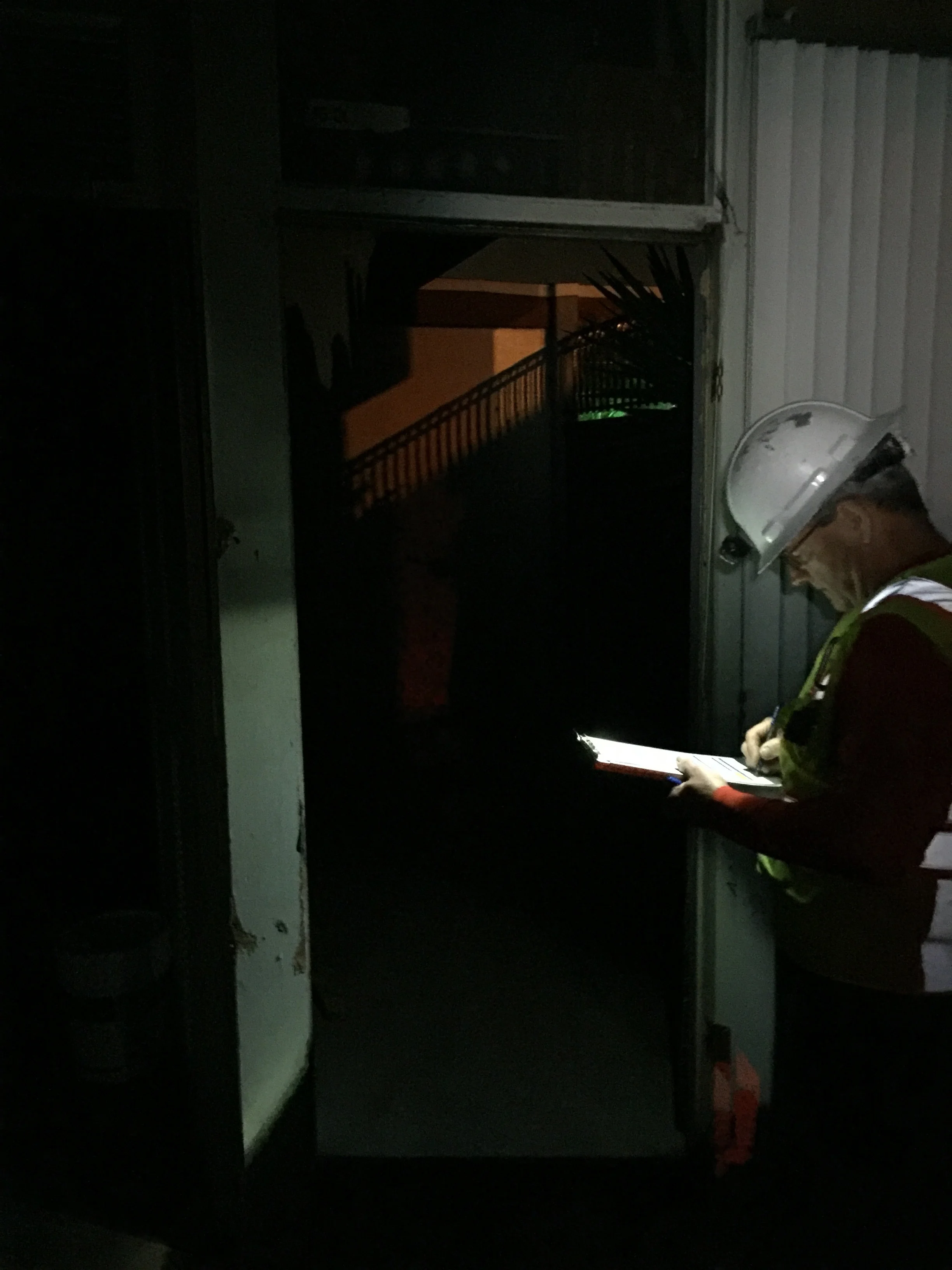 In the midnight hour!