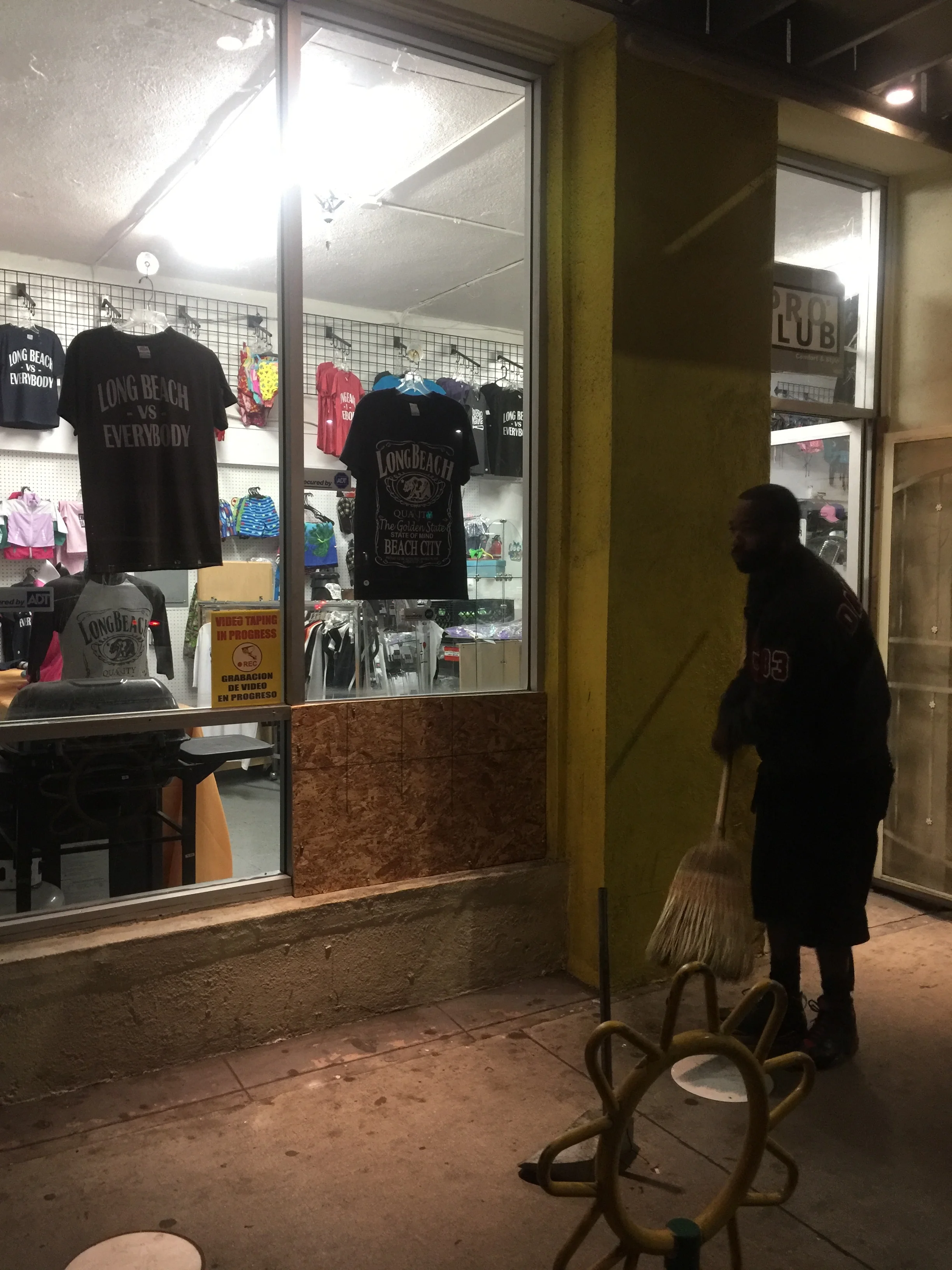 Long Beach T-Shirt Shop