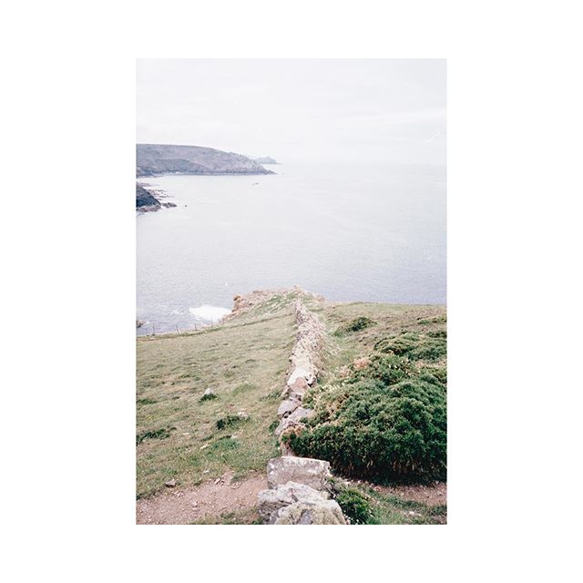 Somewhere Along the Coast Path
.
Halfway between Zennor and St.Ives. Looks like Fuji film. It&rsquo;s not.
.
Olympus Mju II
.
Kodak ColorPlus 200