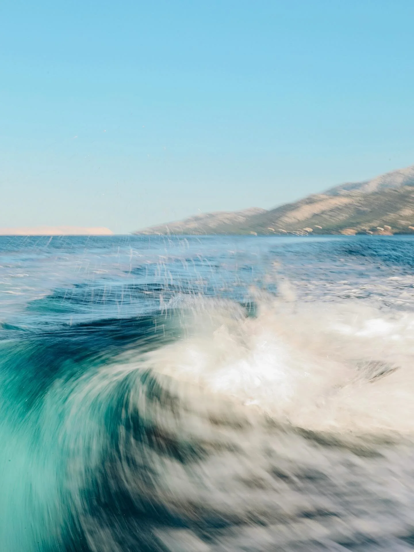 The colour of the wake might be favourite colour.