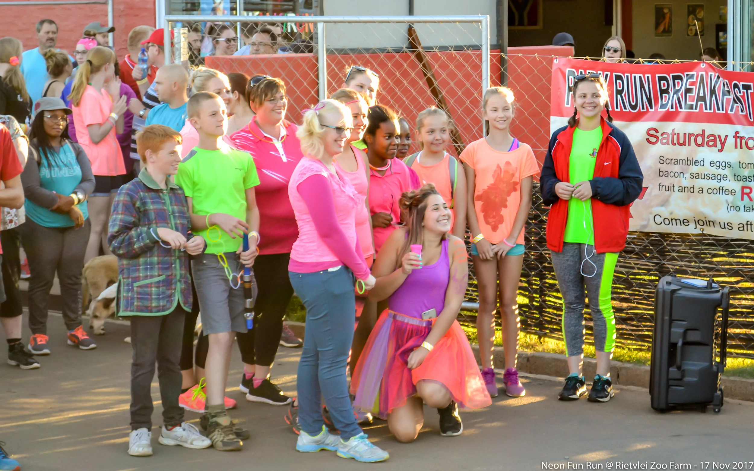 Neon Fun Run 17 Nov 2017 15.jpg