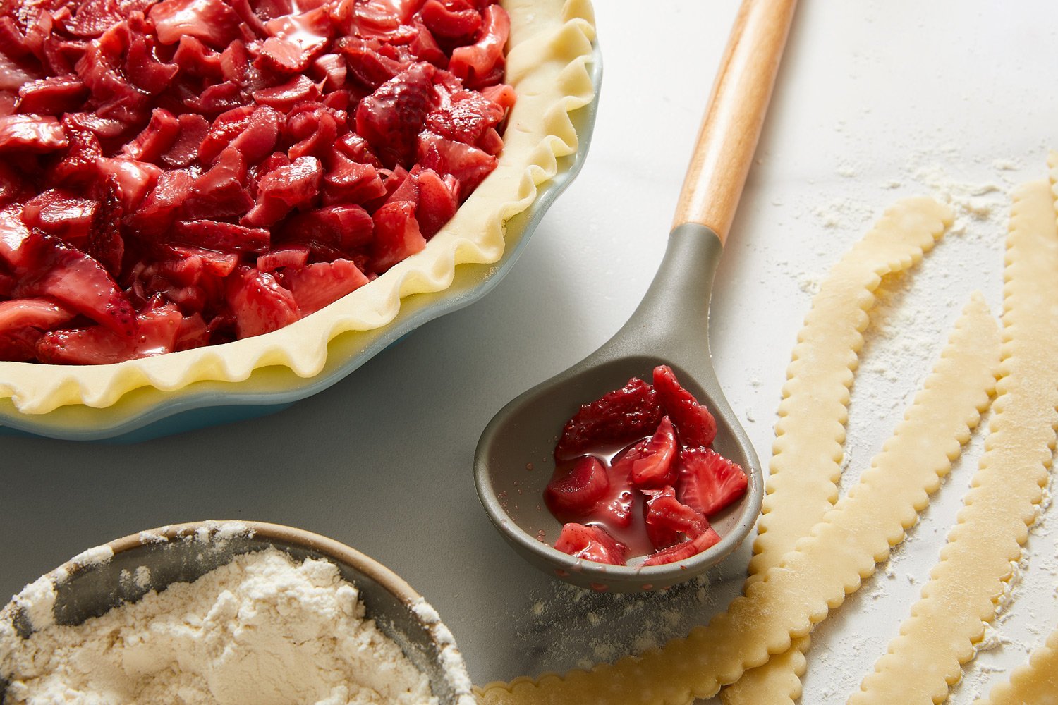 2021_0308_Canning&Preserving_StrawberryRhubarbPie_0536.jpg