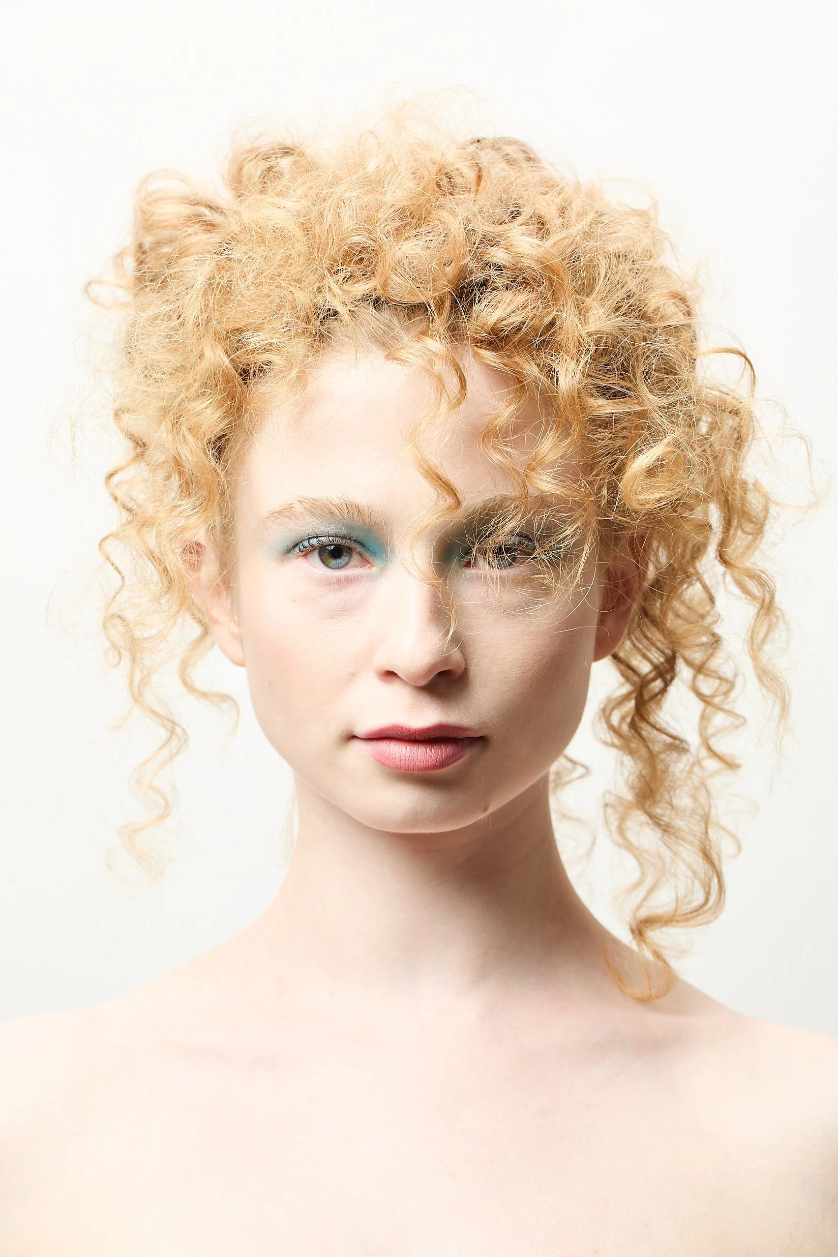 2025_0511_PONY_RunwayToSalon_0935_C.jpg