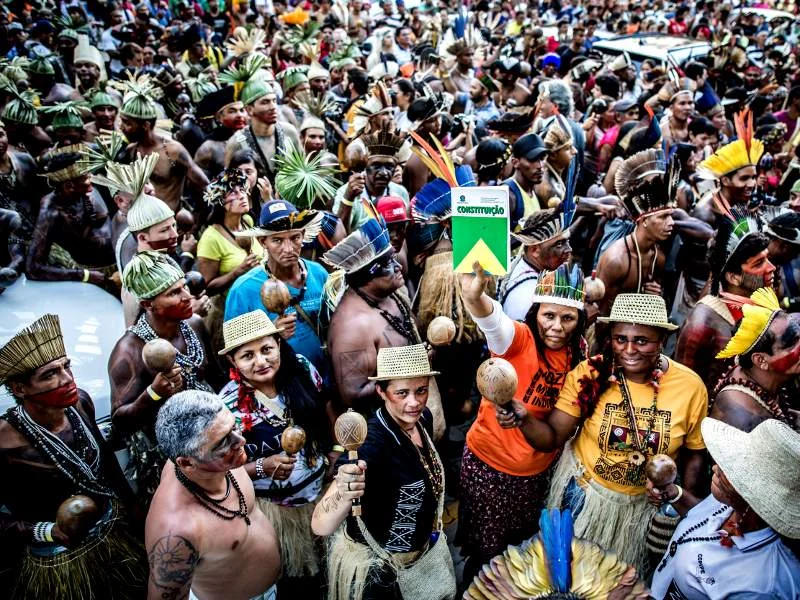 Amazon Watch kommer, tillsammans med alla våra allierade, att fortsätta kämpa för urfolkens rättigheter och för regnskogens överlevnad oavsett vad Bolsonaro får för sig att göra. Foto: Leonardo Milano