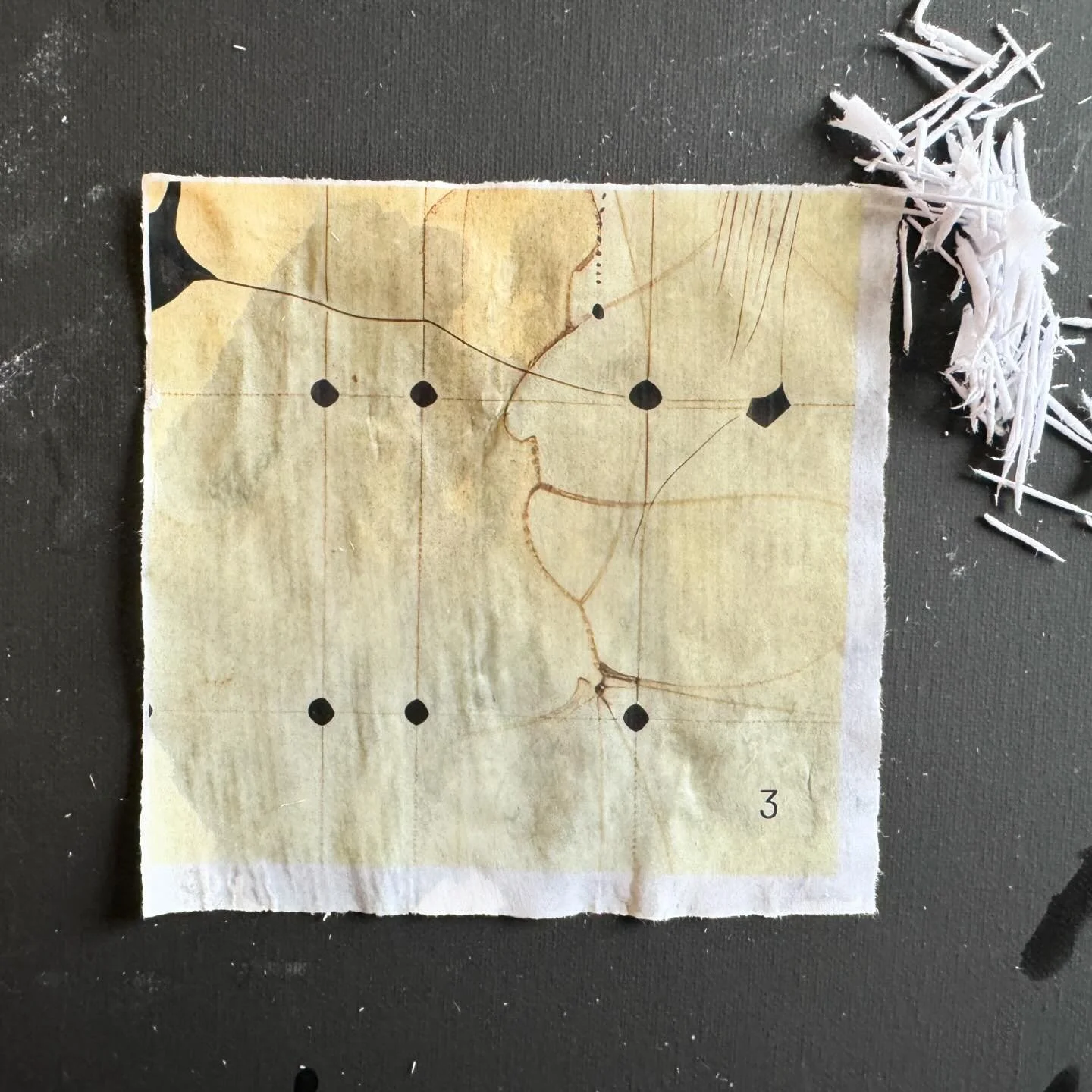 The beginnings of “Unseen Symphony” - Visually representing the silent, intangible structures of our everyday lives.
#travelkc #neuralnetworks #soundwaves #artinspiration