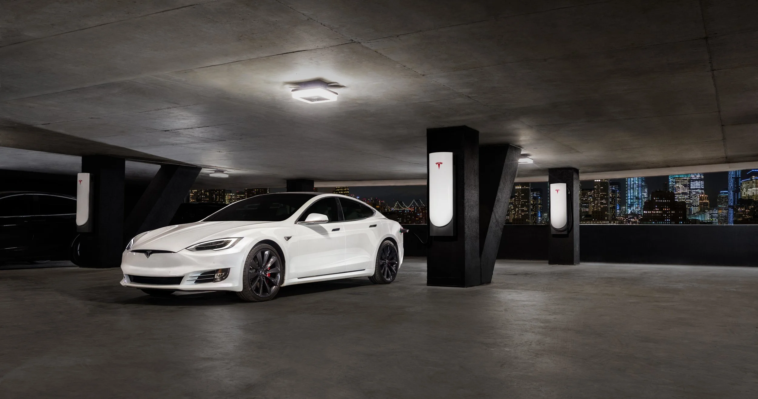 GARAGE-SHOT-03-V5-FINAL-CITY-CROP.jpg