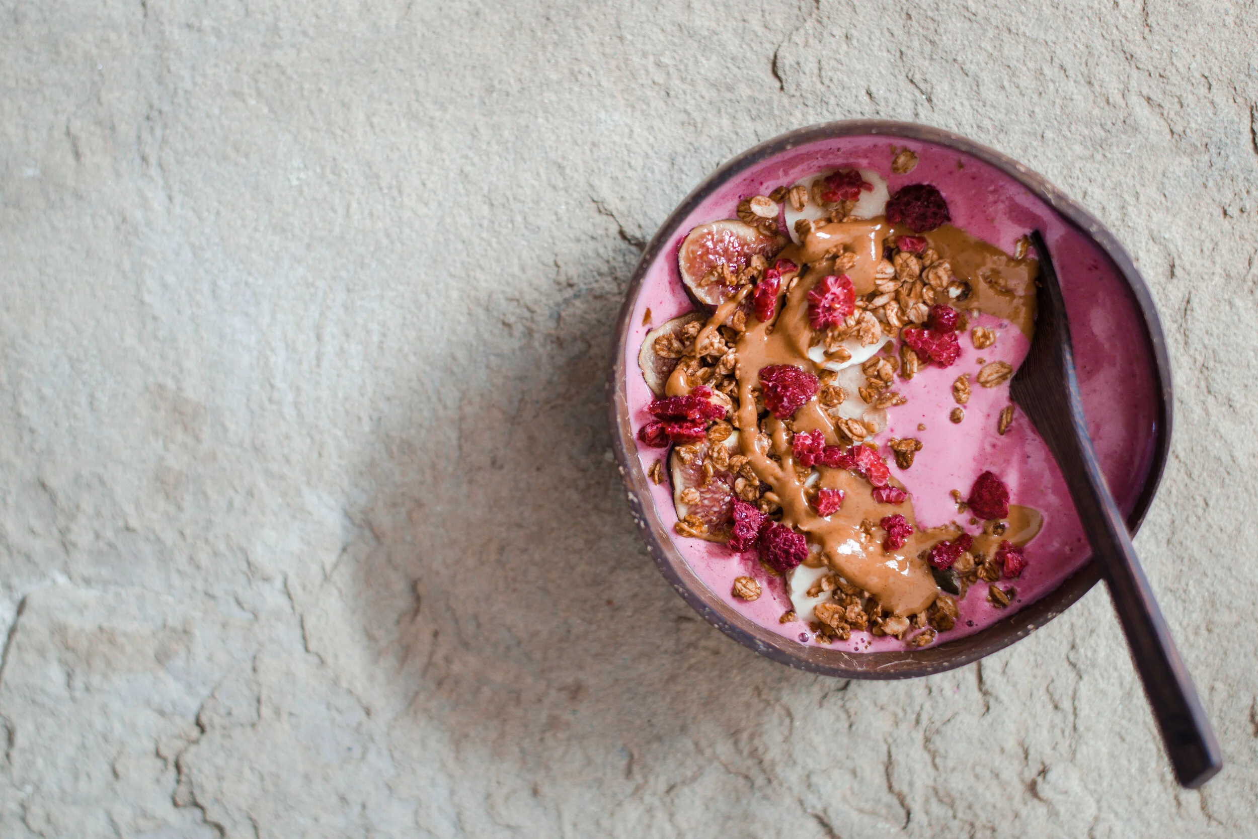 pb&jsmoothiebowl-4.jpg