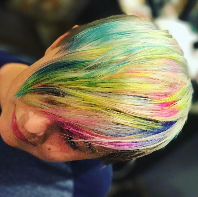 Rainbow hair🌈 #hairbyneda #rainbowhair #woodlandhills #haircut #hairconcept2000 #americansalon #modernsalon #summer #hair