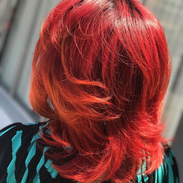 🔥 #redhair #summer #hairconcept2000 #woodlandhills #americansalon #modernsalon #hairbyneda #blowdry