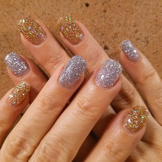 Glitter dipping powder nails 💅✨ #dippingpowder #snsnails #glitter #gold #silver #hairconcept2000 #manicure #woodlandhills #americansalon #modernsalon