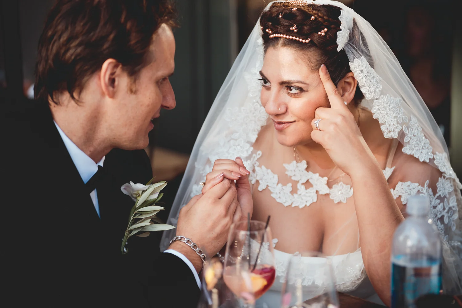 Michelle & Johnathan exchaning glances (Copy)