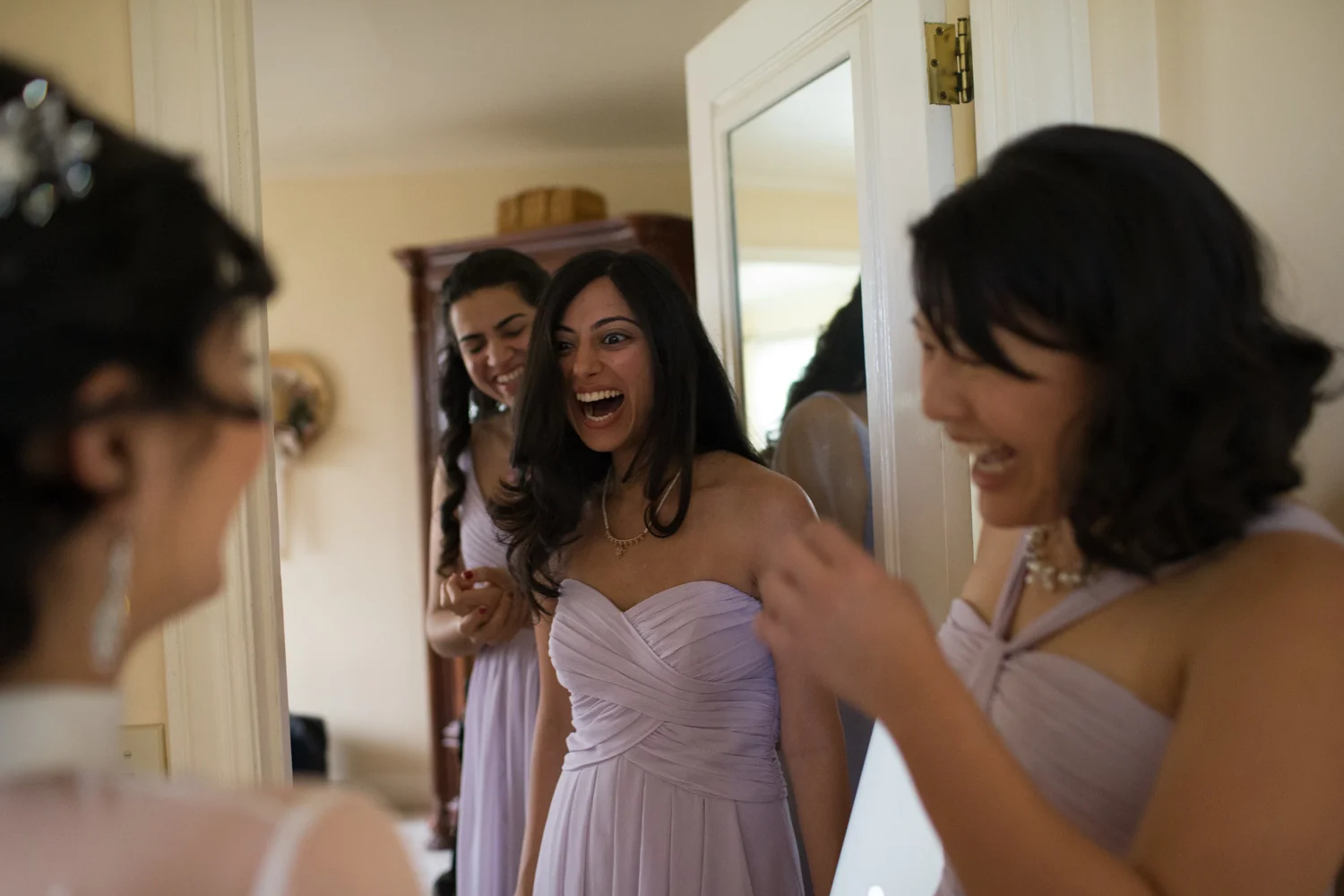Seeing a friend in her Dress for the frist time