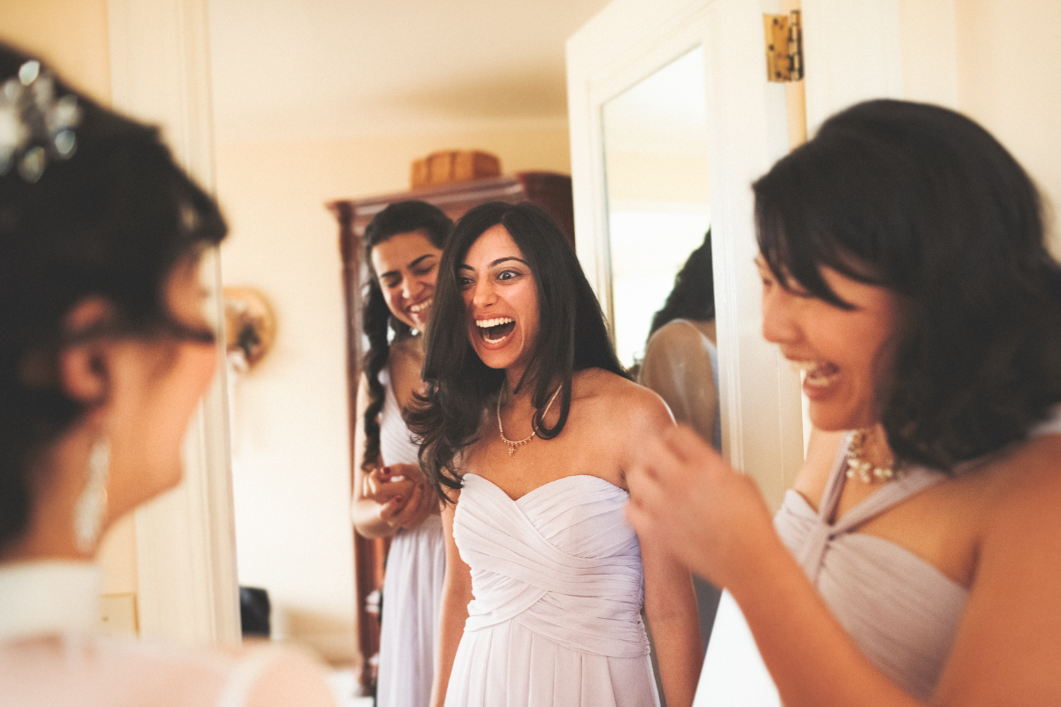 Seeing a friend in her Dress for the frist time