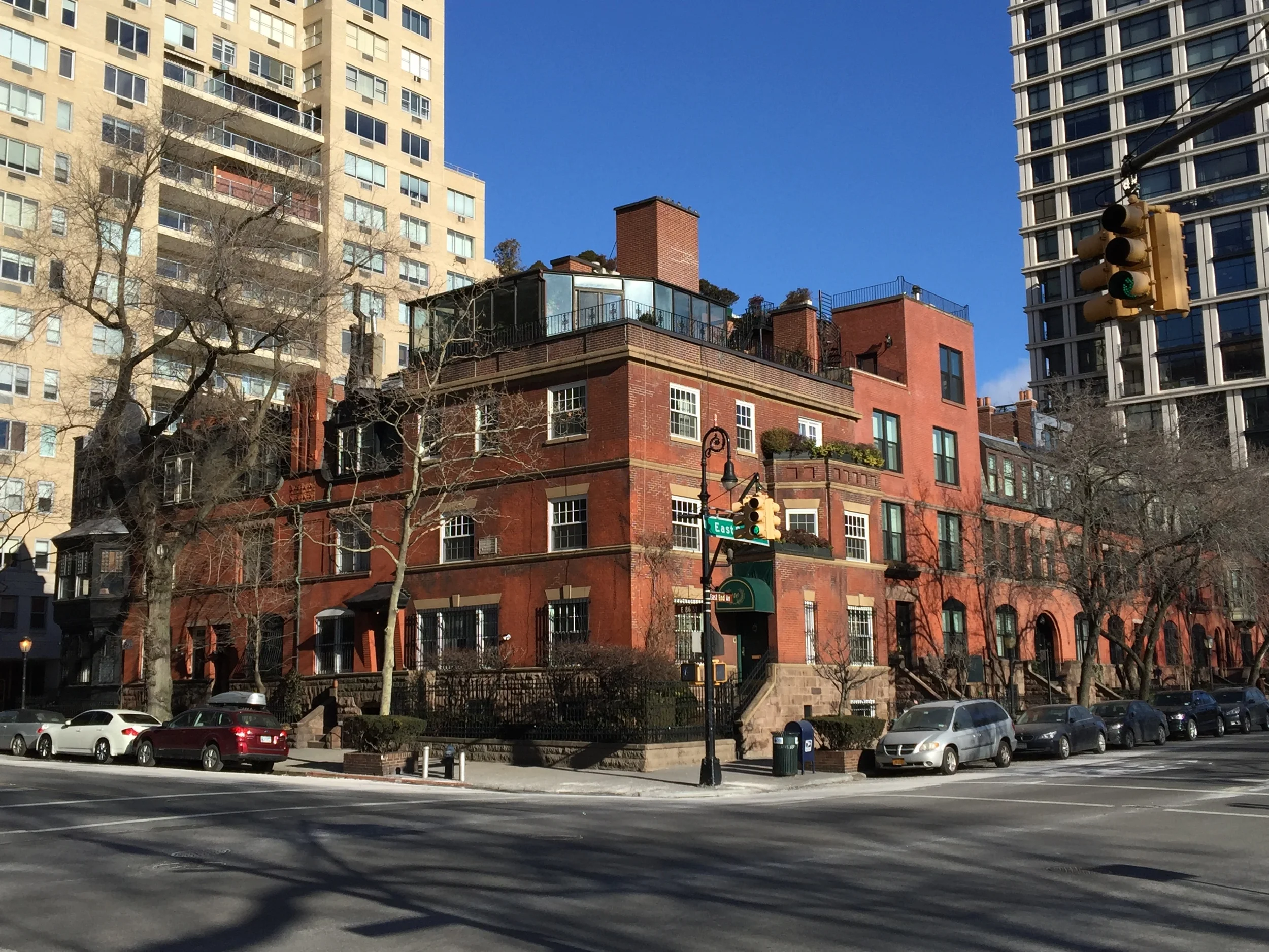 HendersonPlace.jpg