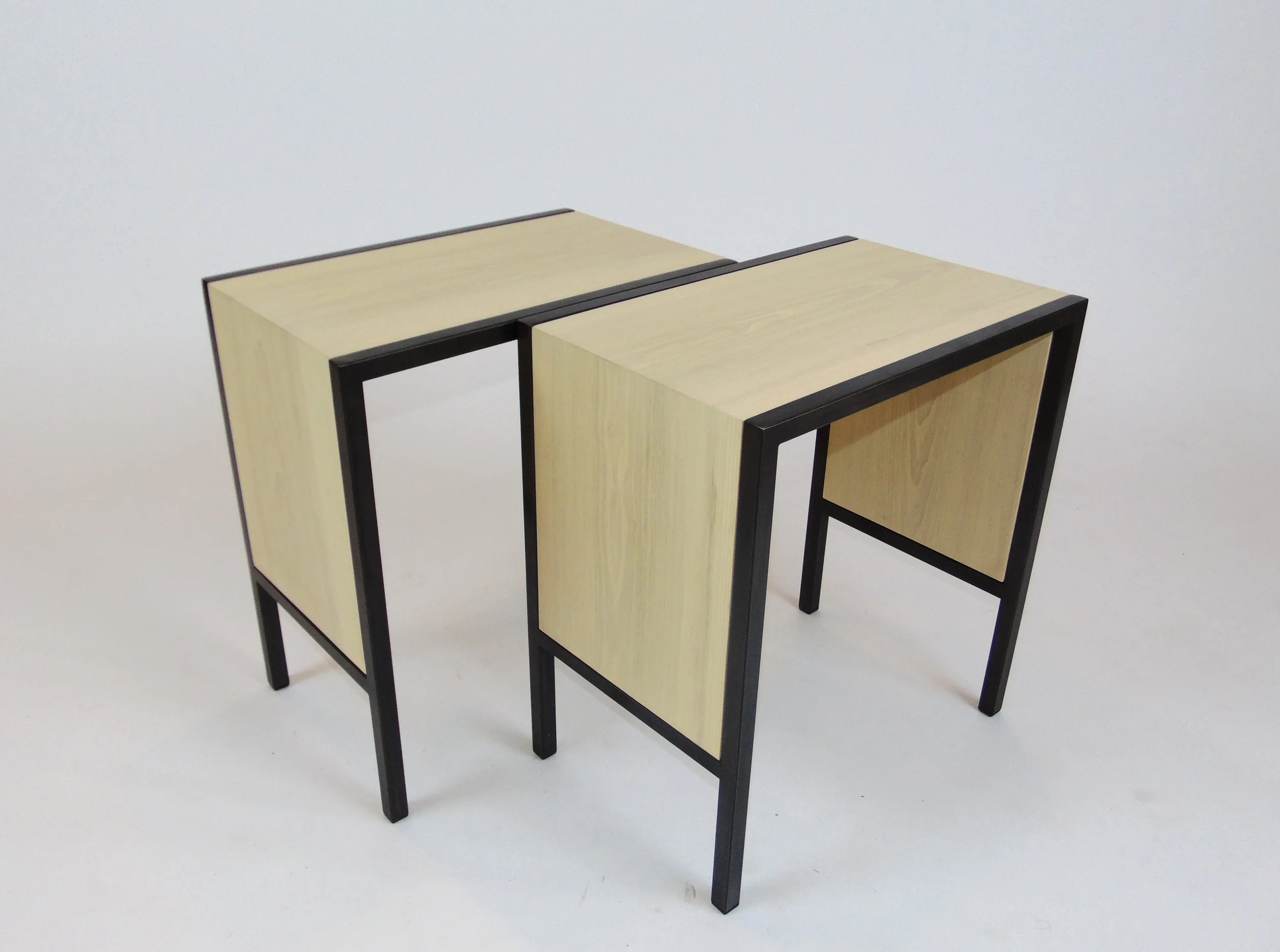 SlimFit Nesting Side Table — HENDO