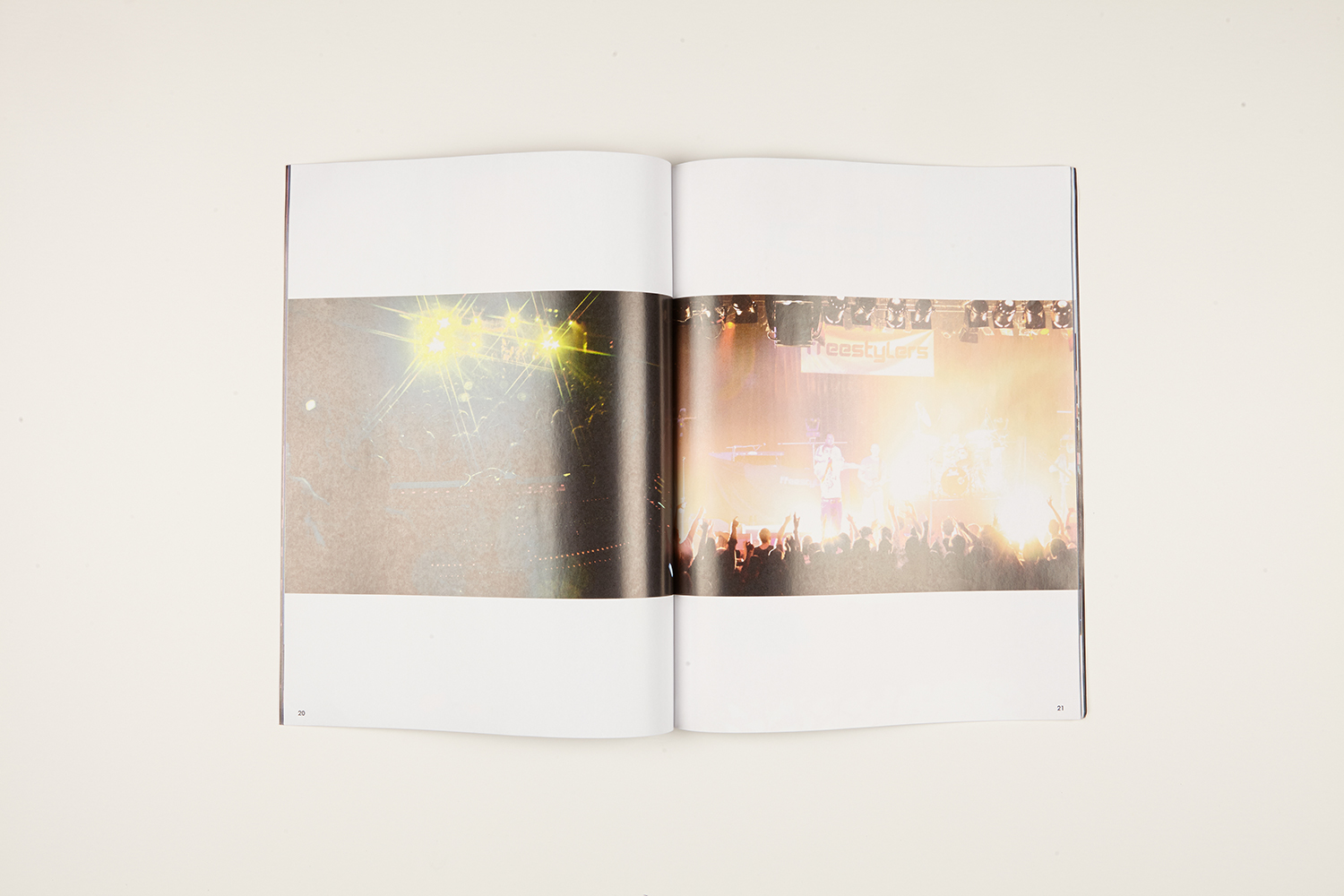 Books0041_.jpg