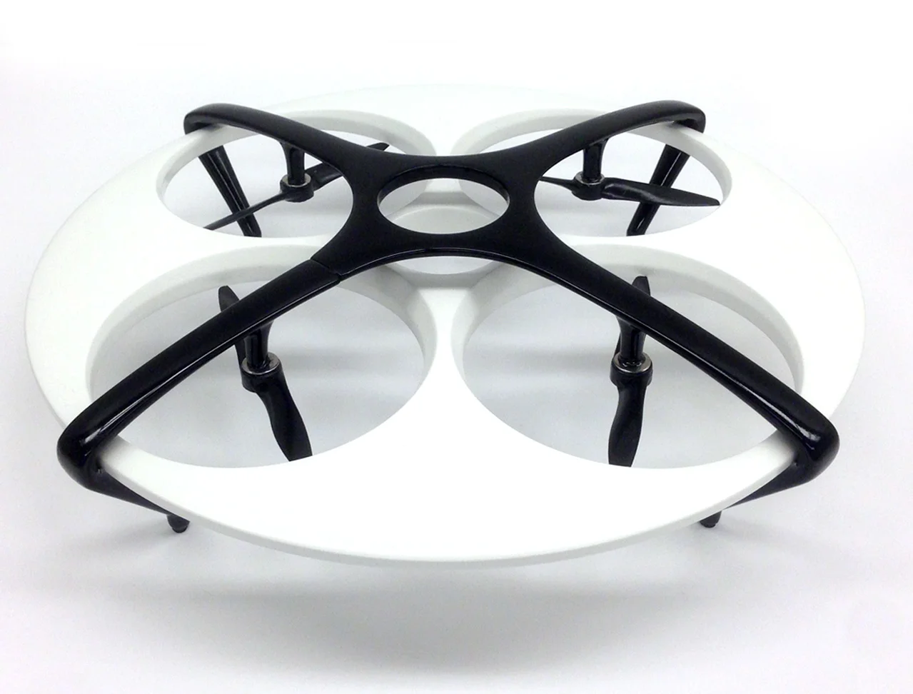 Built in the DAAP workshop of 3D printed plaster, plastic, and CNC milled parts.