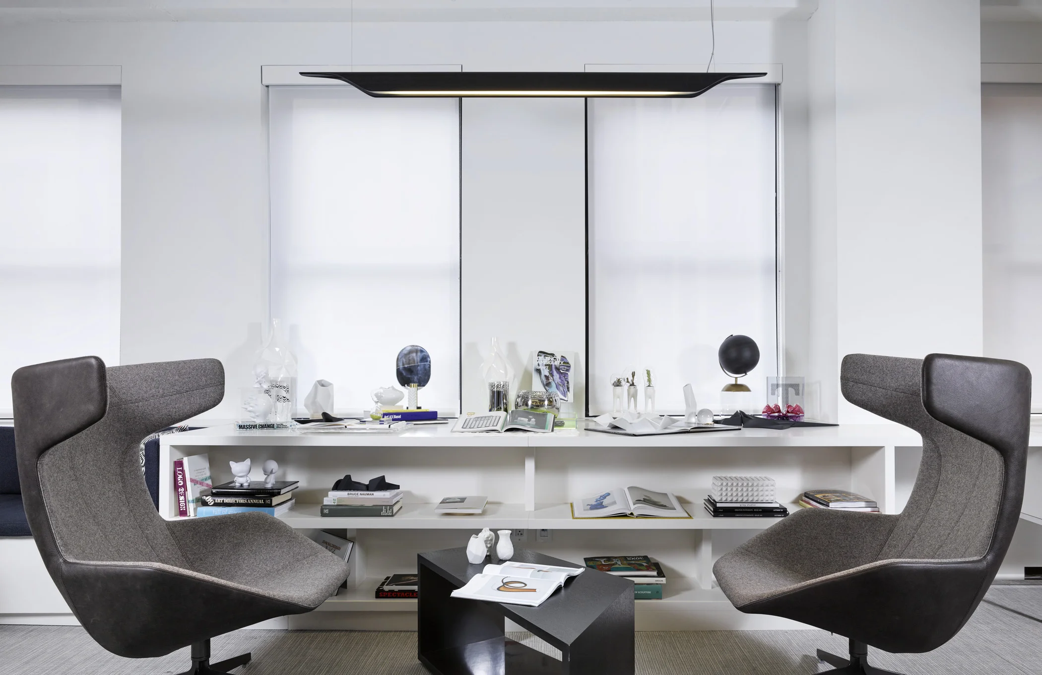 swh-164027-Starwood Experience - North South Tower Floor Graphics.jpg